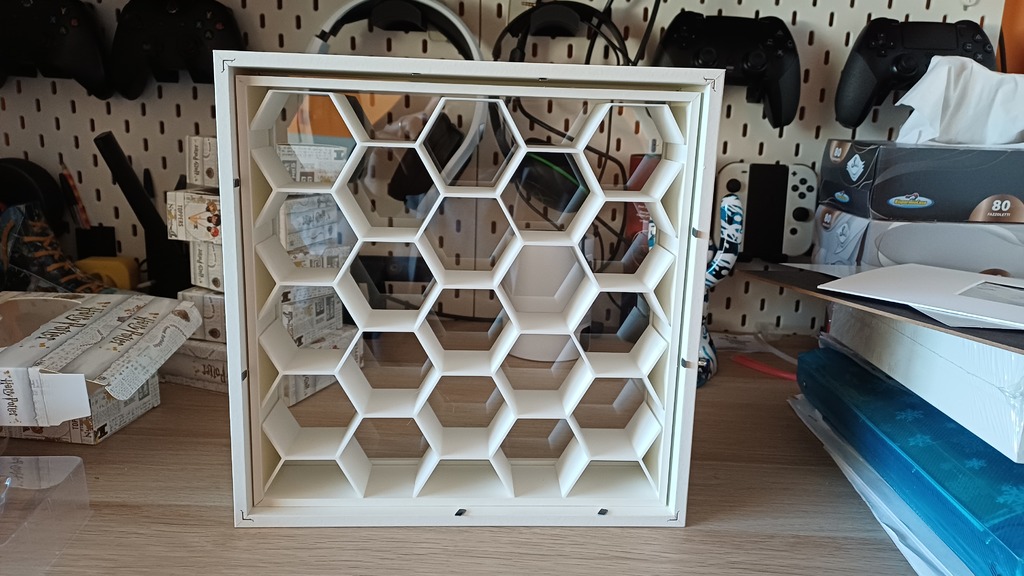 Рамка IKEA для фигурок Funko Pop