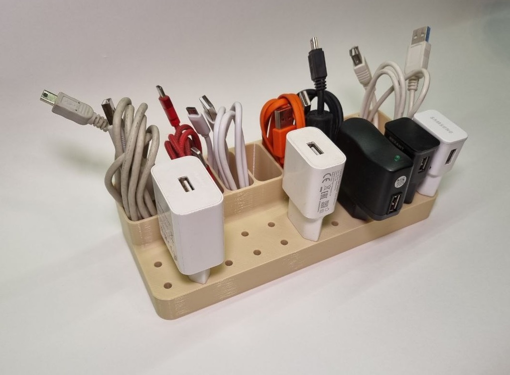 Органайзер для USB-кабелей и зарядных устройств