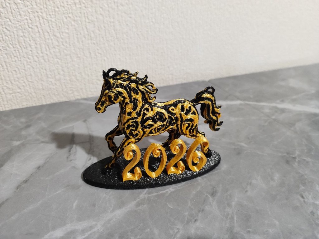 Декоративный конь для елки