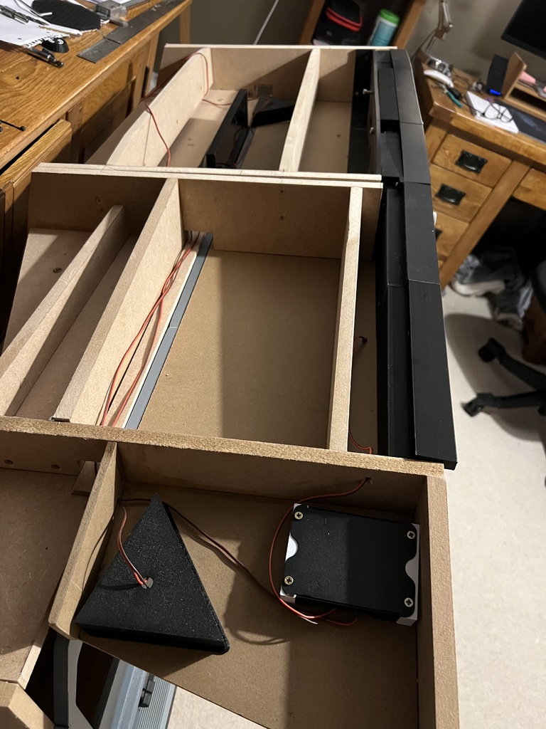 A320 MIP Фонари и Подсветка Tray