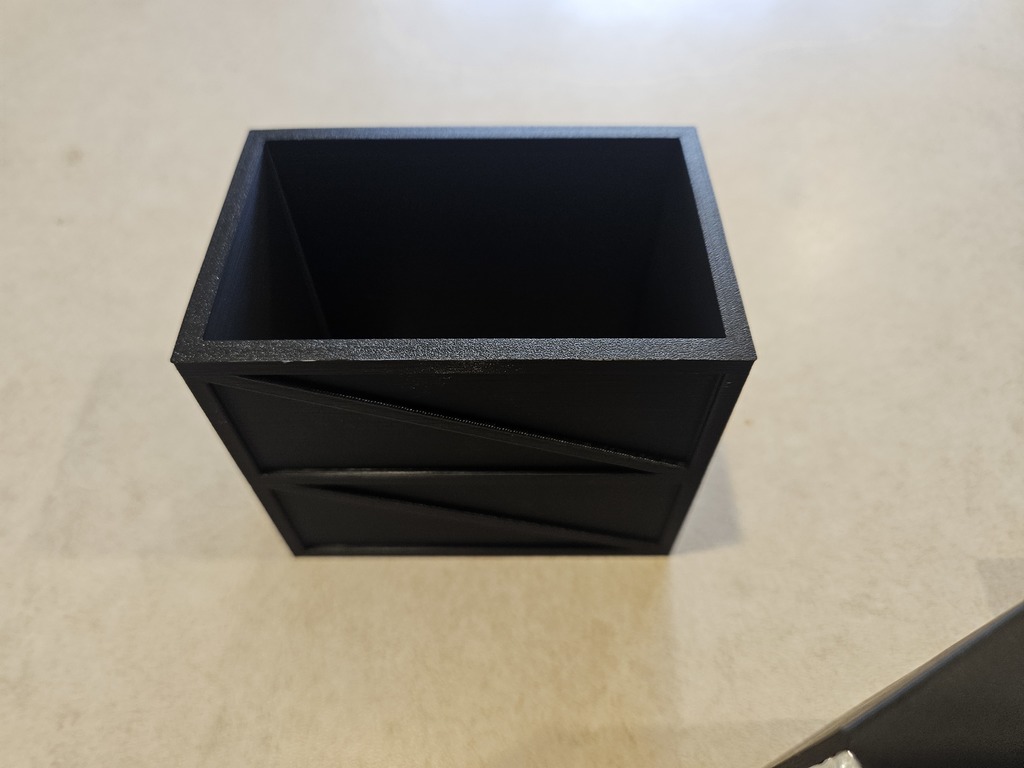 Рождественская игрушка «Вентиляция из «Крепкого орешка»