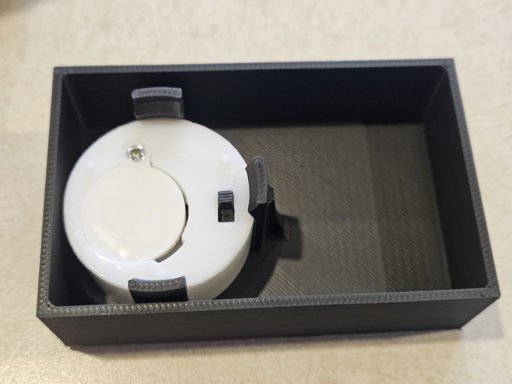 Рождественская игрушка «Вентиляция из «Крепкого орешка»