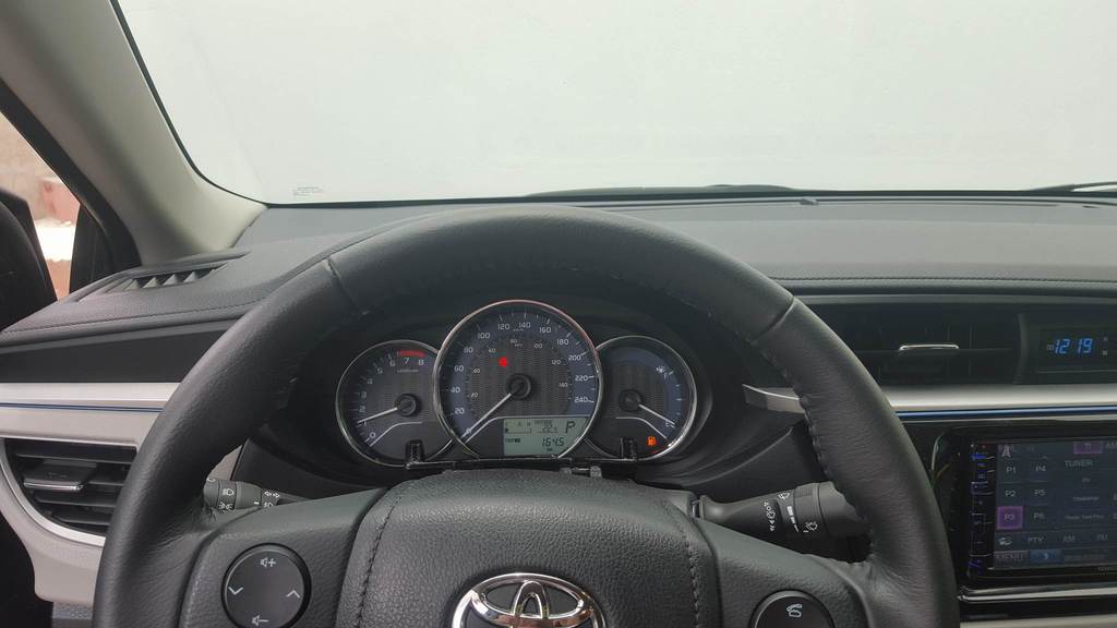 Держатель для телефона Toyota Corolla 2015