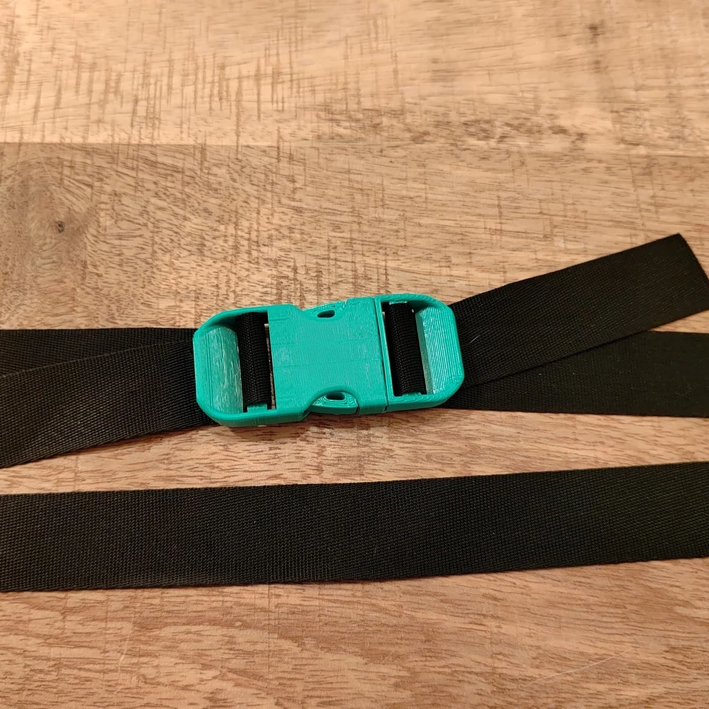 Универсальная застежка для ремня