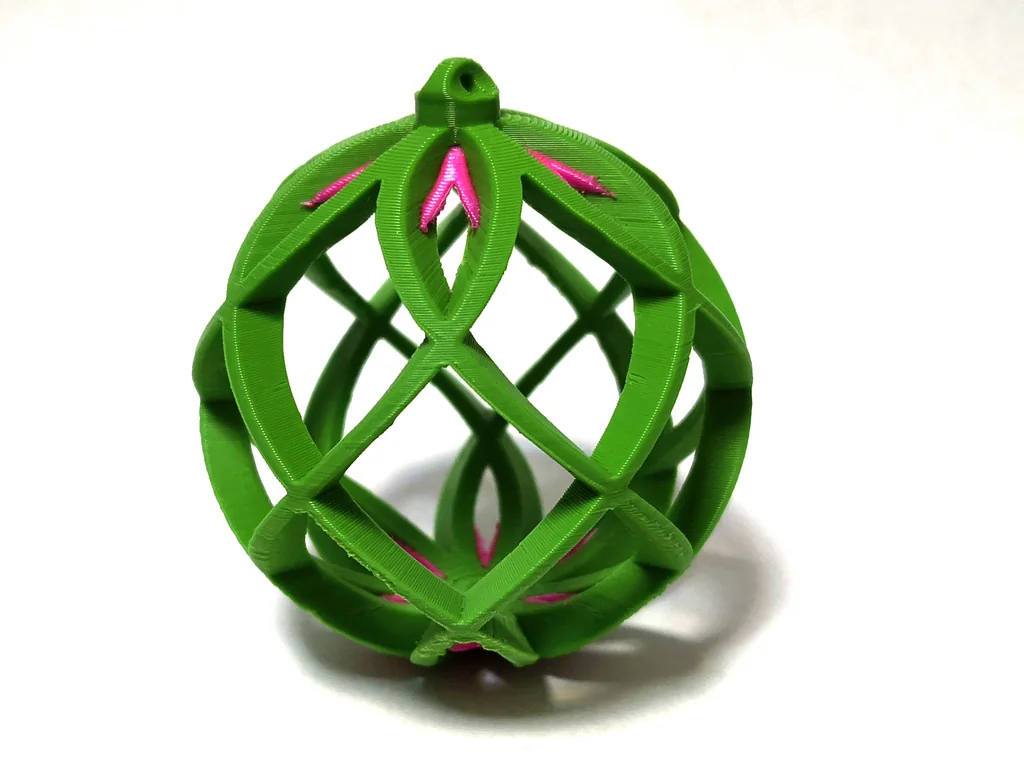 Новогодние украшения Double-Cross