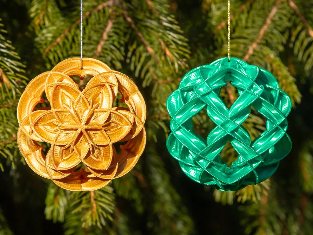Уникальная рождественская игрушка Crazy Christmas Knot 2025