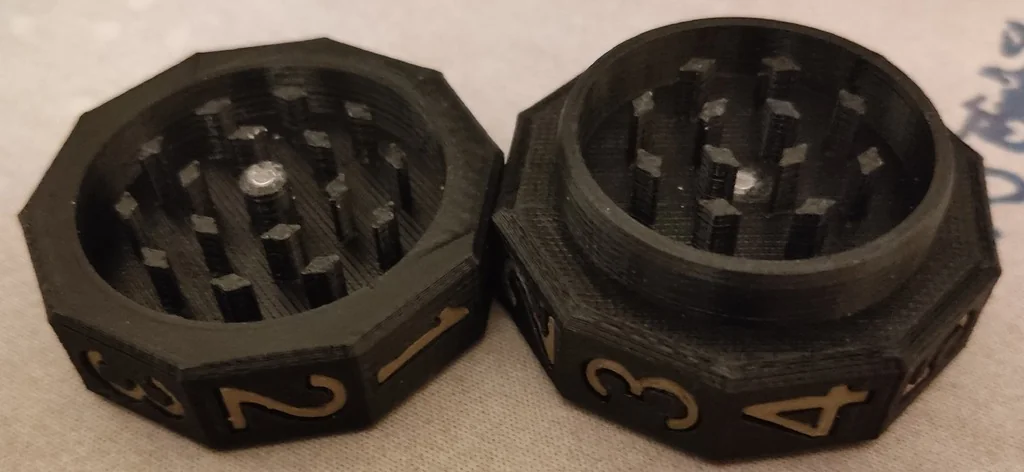 Модель для счета и измельчения трав