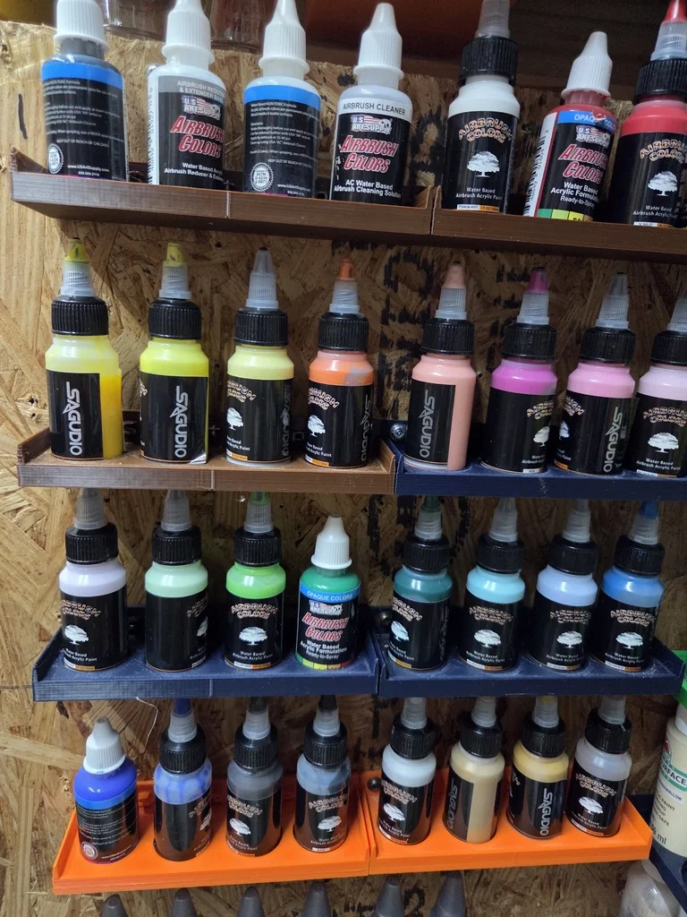 Держатели для бутылок с краской