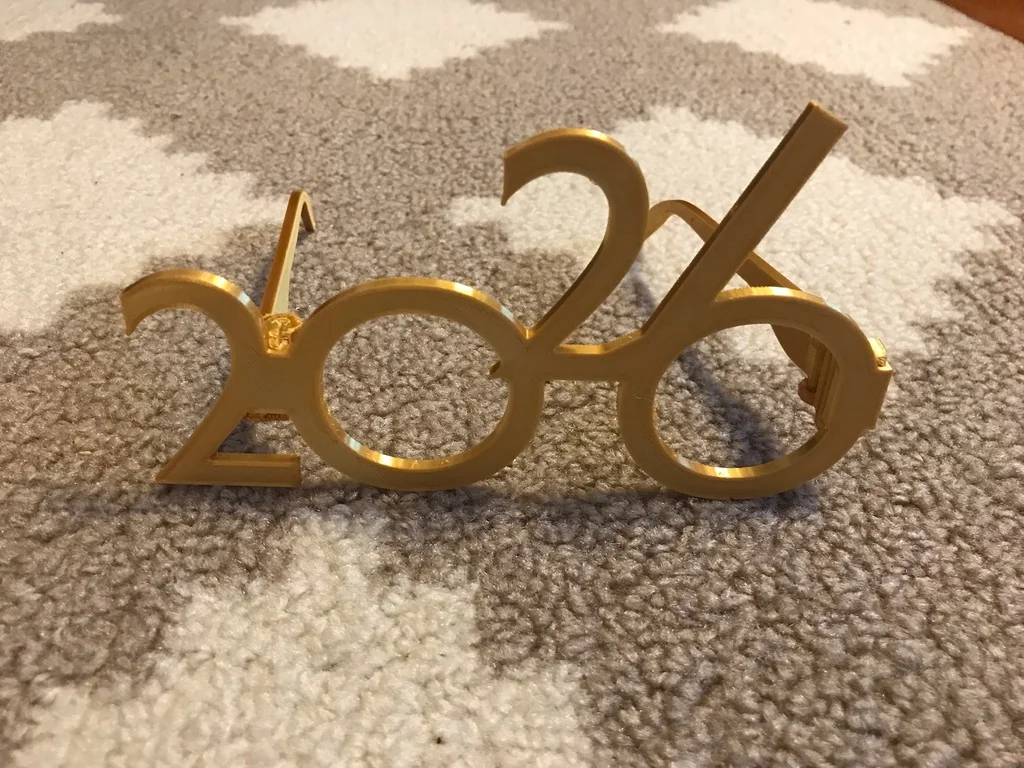 Очки на Новый год 2026