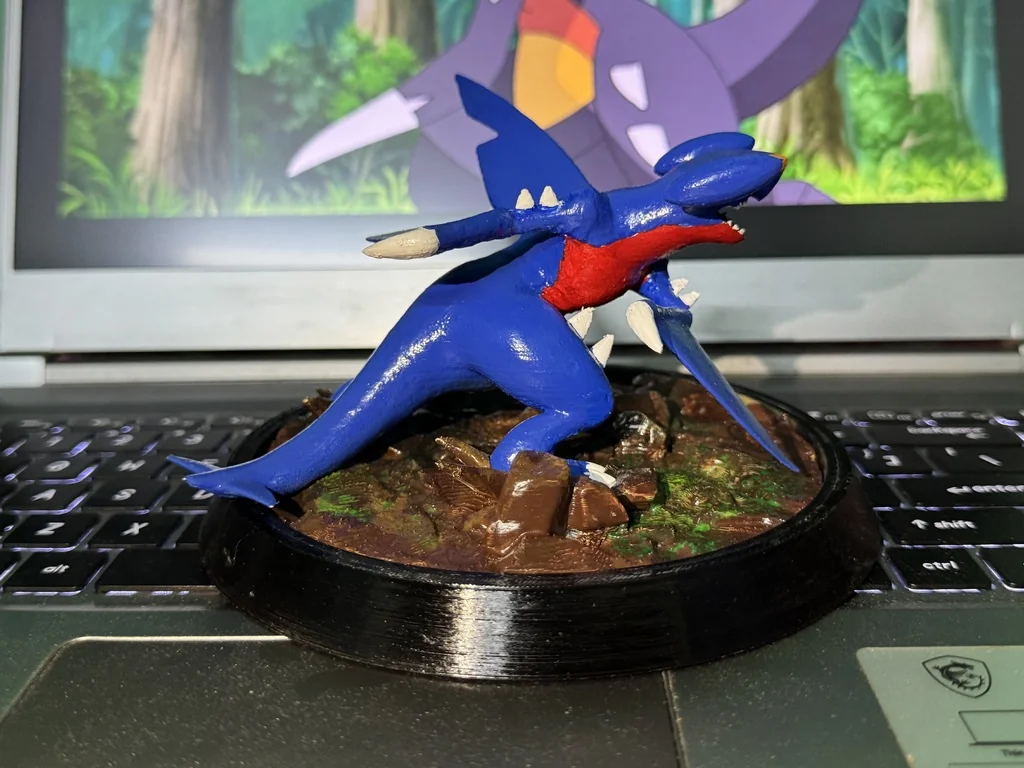 Модель Garchomp - Статуя Покемона