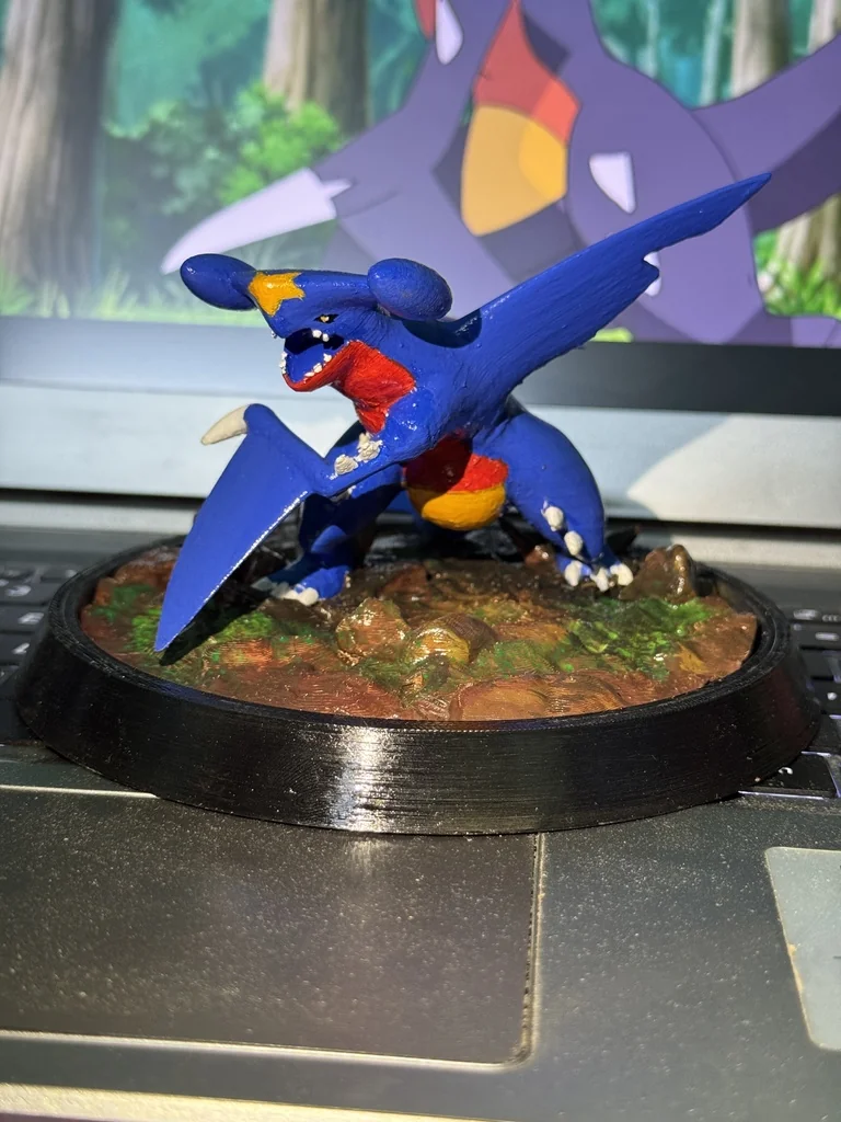 Модель Garchomp - Статуя Покемона