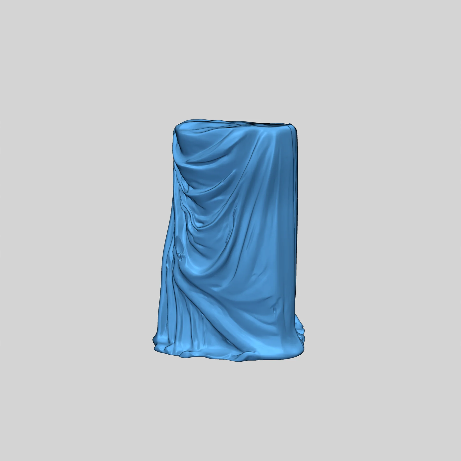 Скульптура сидящей женщины