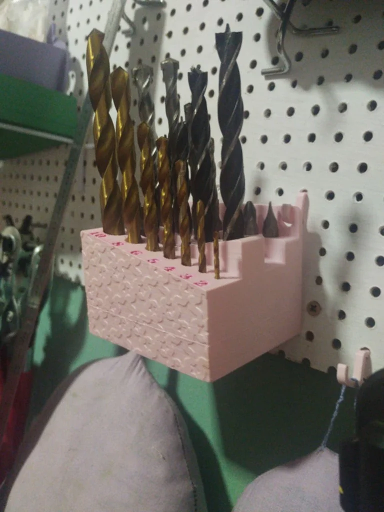 Модель держателя для сверл