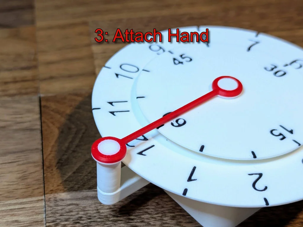 Инвертированные настенные часы