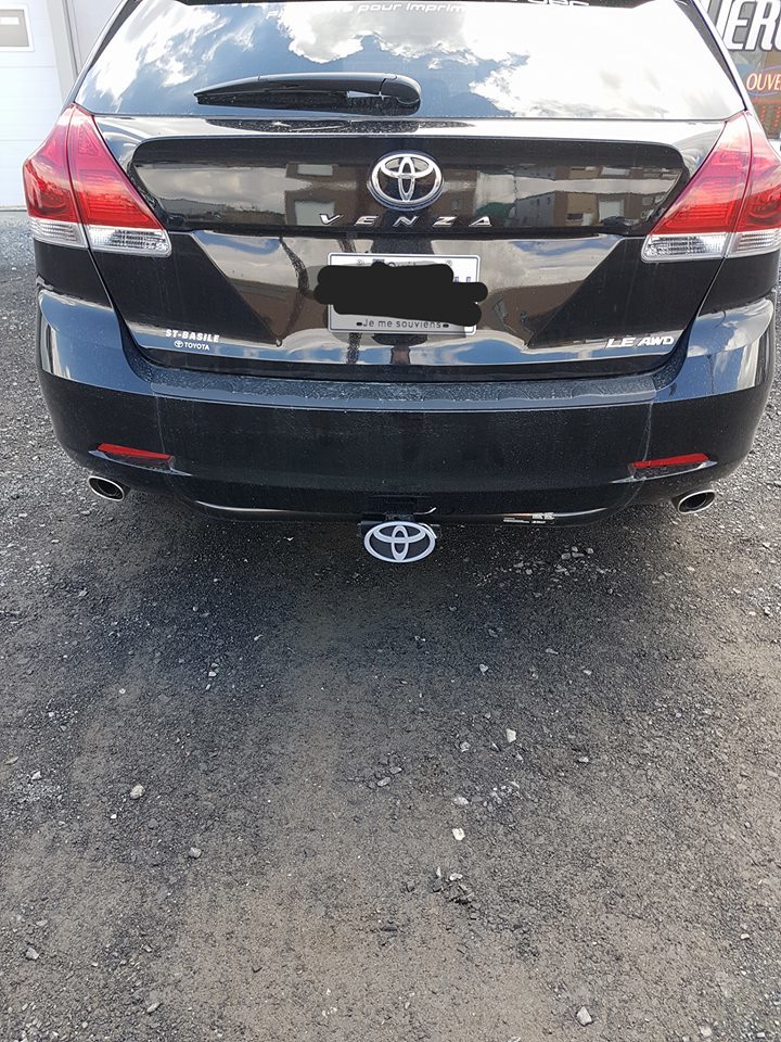 Крышка прицепного устройства с логотипом Toyota