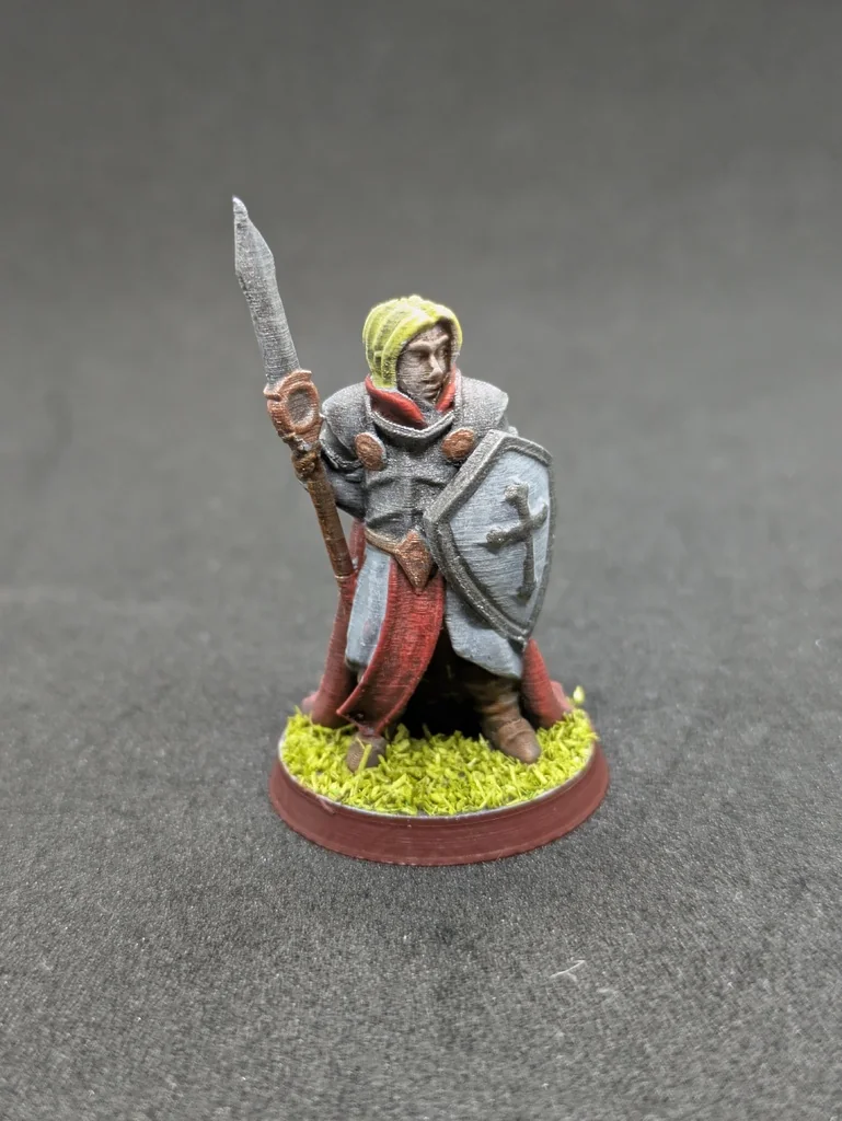 Миниатюра человека-клирика для FDM печати