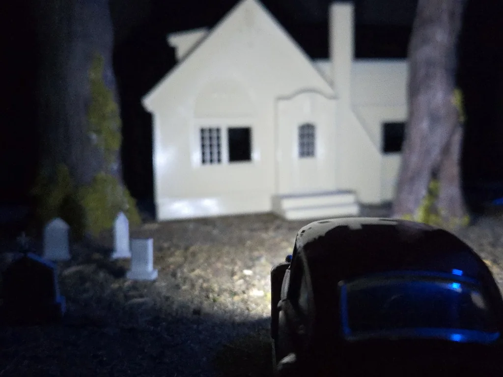 Миниатюрный фасад дома