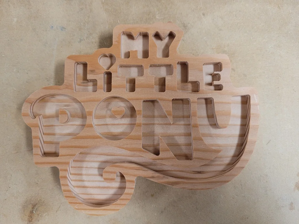 Логотип My Little Pony (G5)