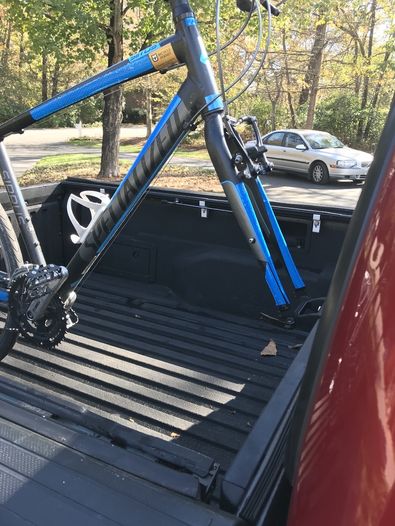 Крепление для велосипедов на рейках Toyota Tacoma