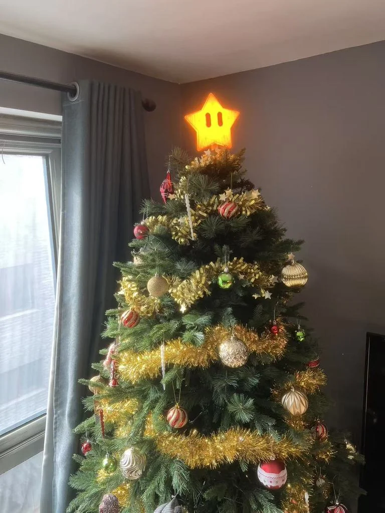 Вершина ёлки в стиле Mario Power Star