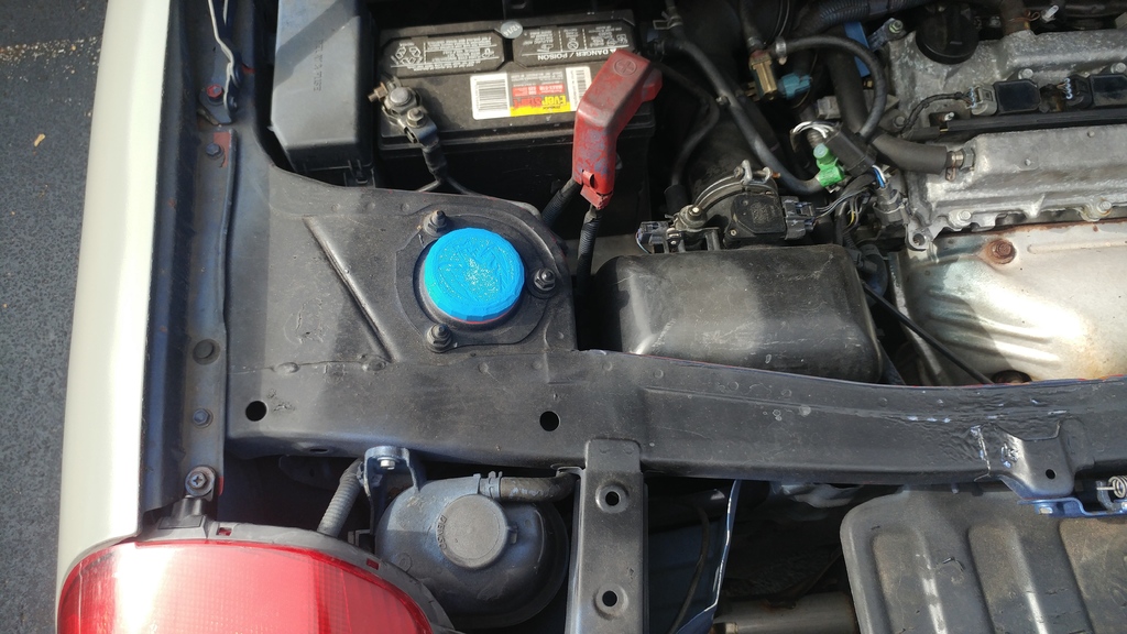 Крышка амортизатора Toyota MR2 Spyder