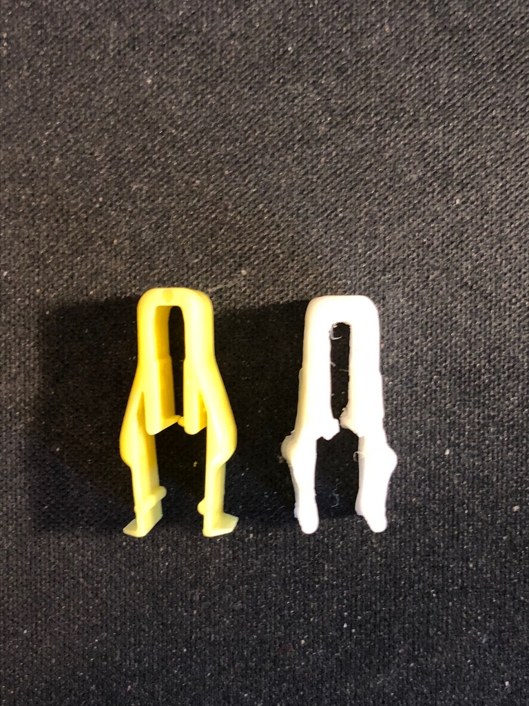 Клипса для панели приборов Toyota Tundra