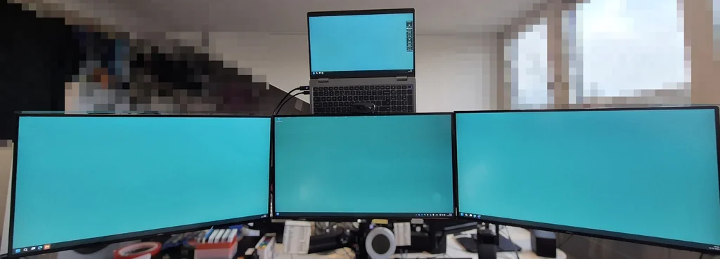 Крепление для ноутбука на VESA за монитор