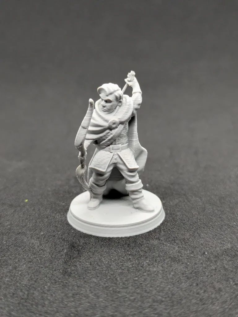 Миниатюра человека-следопыта без поддержек