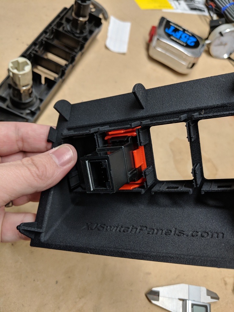 Используйте переключатели Toyota в Cherokee (XJ) или Wrangler (TJ)