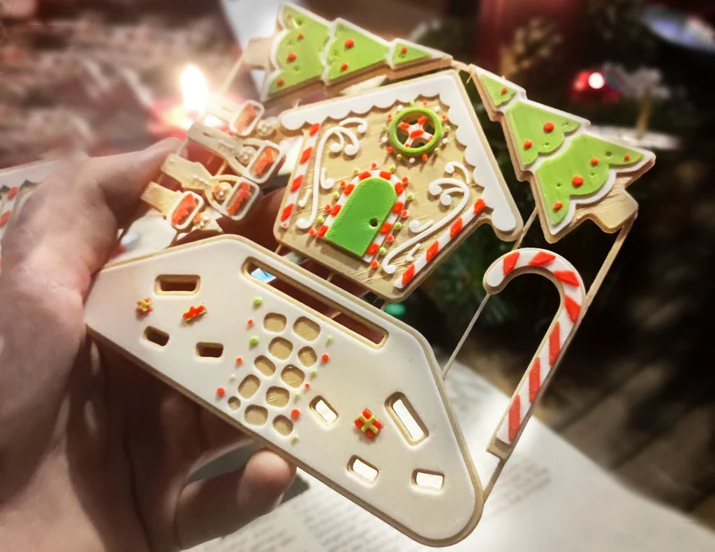 Набор украшений в виде пряничного домика