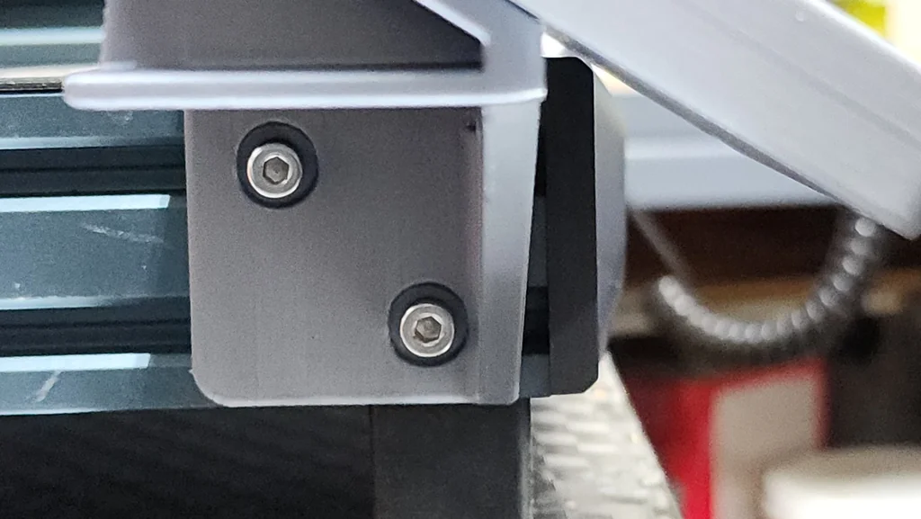 Держатель экрана для Neptune 4 Plus с левой стороны