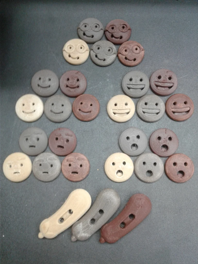 Кнопки для рубашки - набор эмодзи Facebook