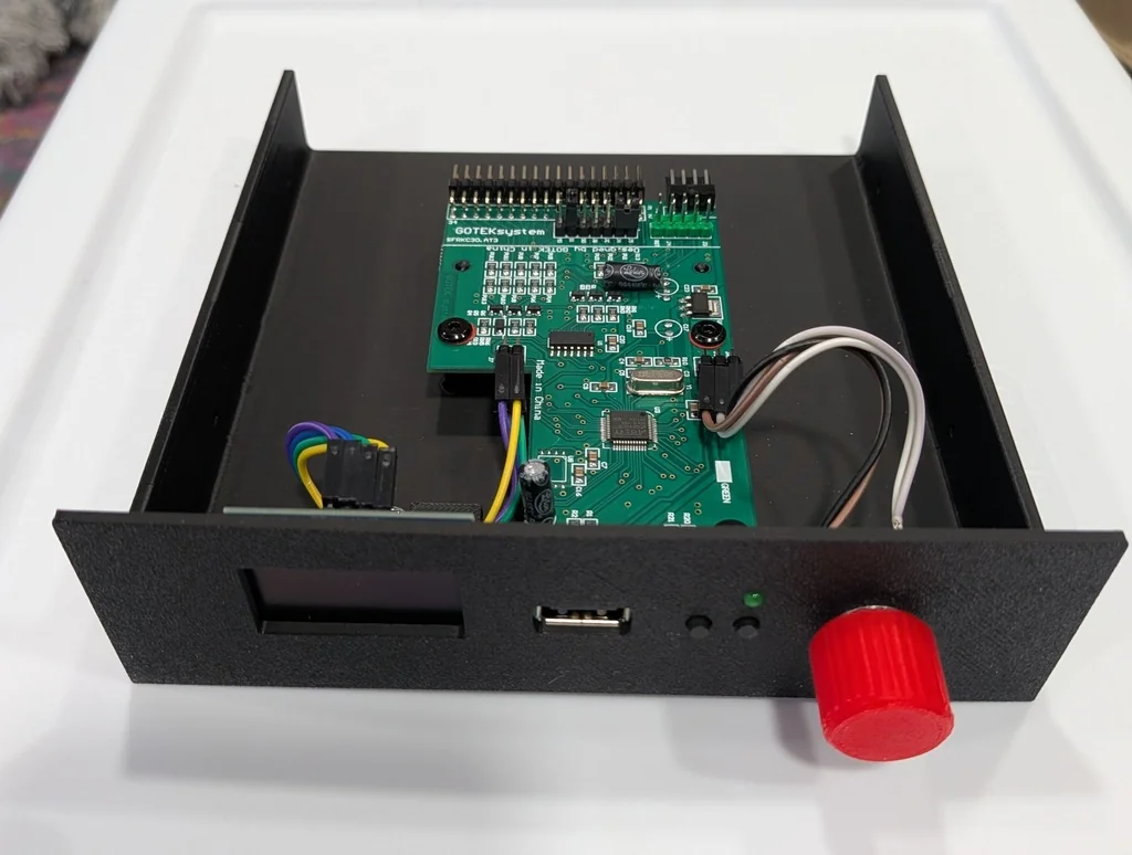 Модифицированный 5.25 дюймовый GoTek и FlashFloppy