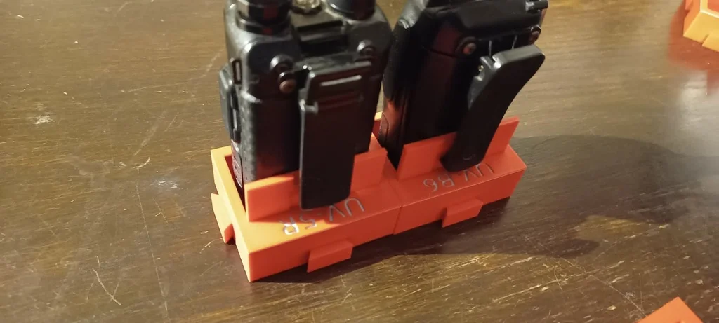 Док-станция Baofeng для радиостанций