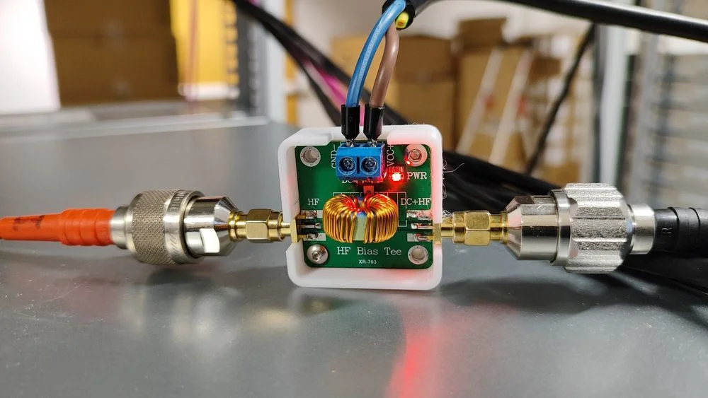 Модель Bias-Tee HF case