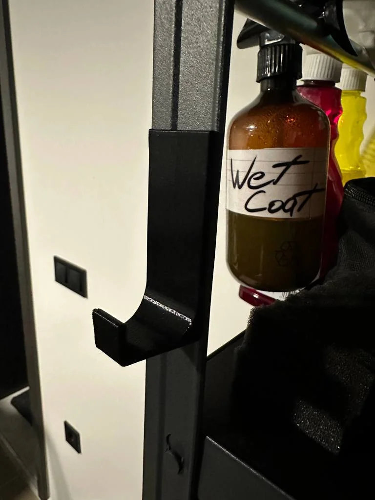 Крючок для полки для курток (европейский стандарт)