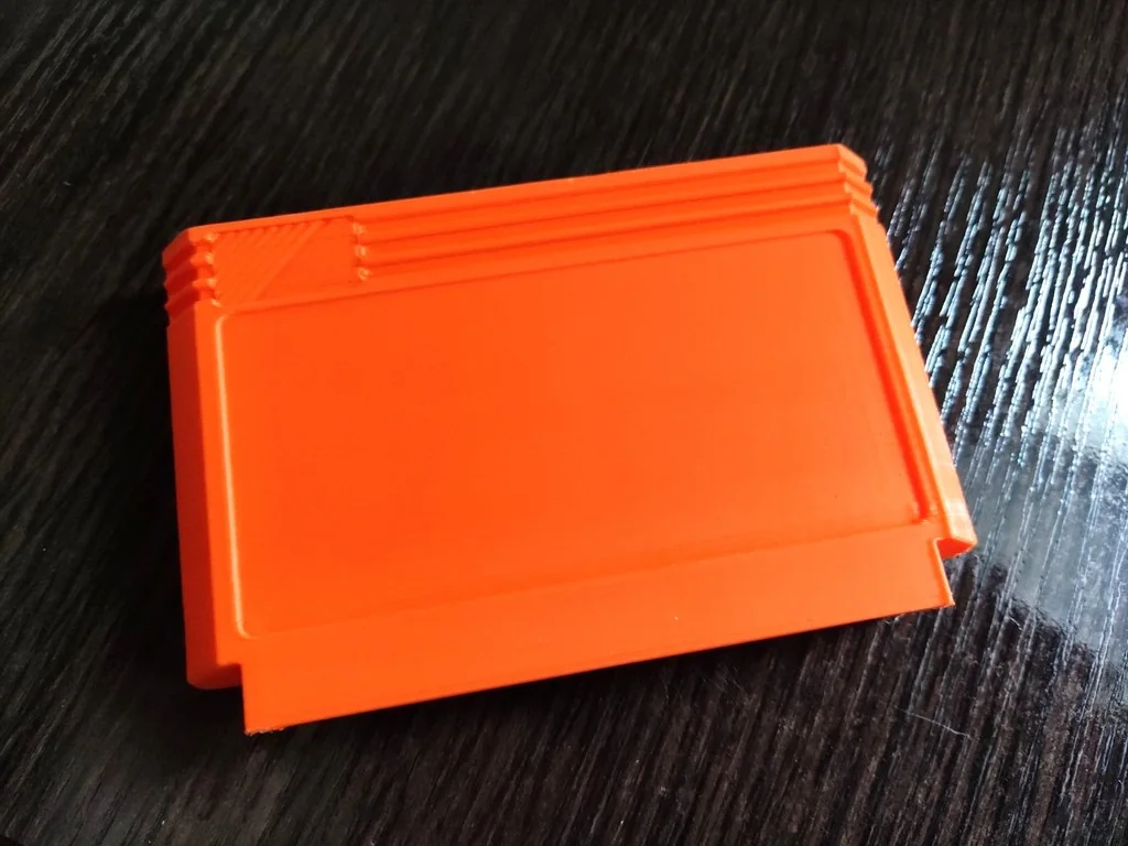 Универсальный картриджный кейс для Dendy/Famicom