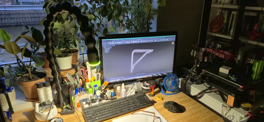 Настольная лампа OmniFlex – Регулируемая 3D модель