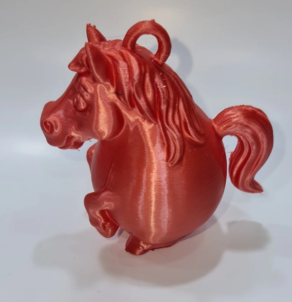 Игрушка для елки: Огненно-красная лошадь