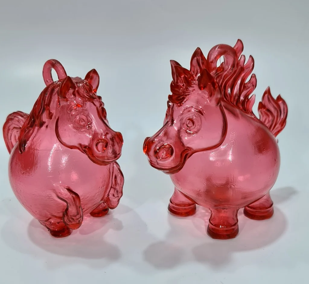 Игрушка для елки: Огненно-красная лошадь