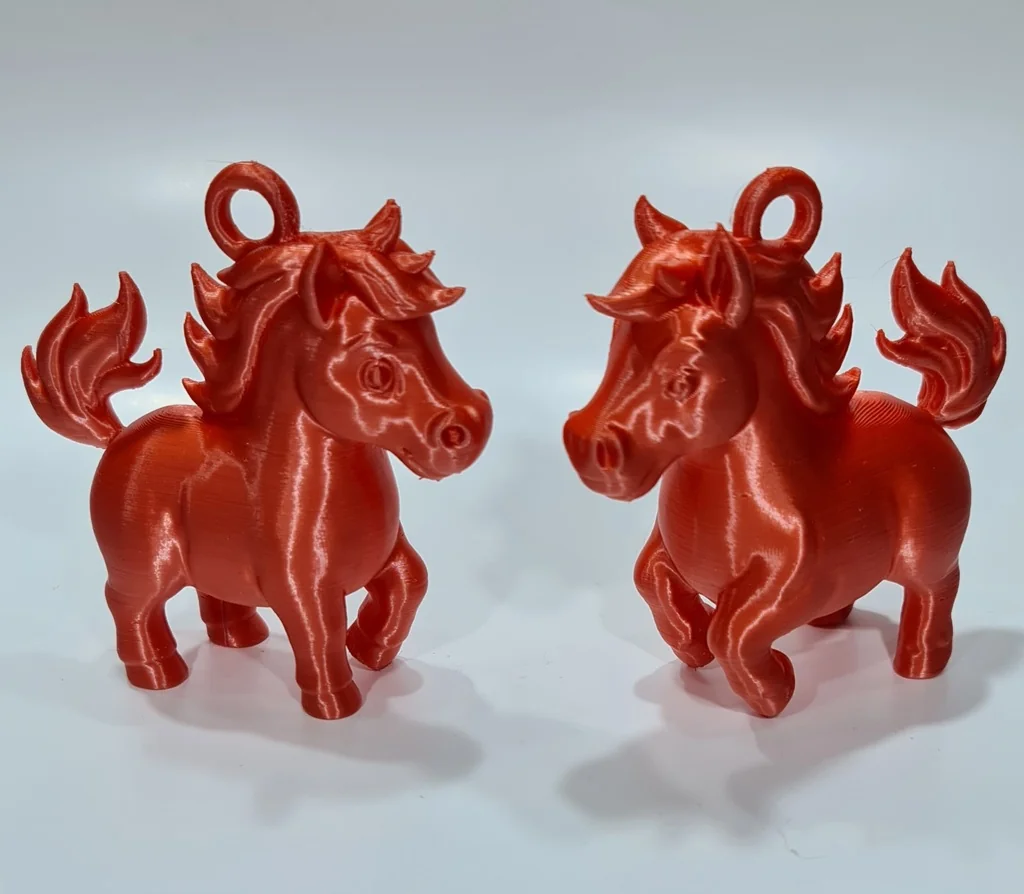 Игрушка на ёлку: Огненно-красная лошадь