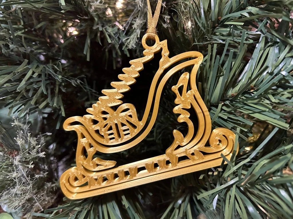 Рождественская игрушка-сани