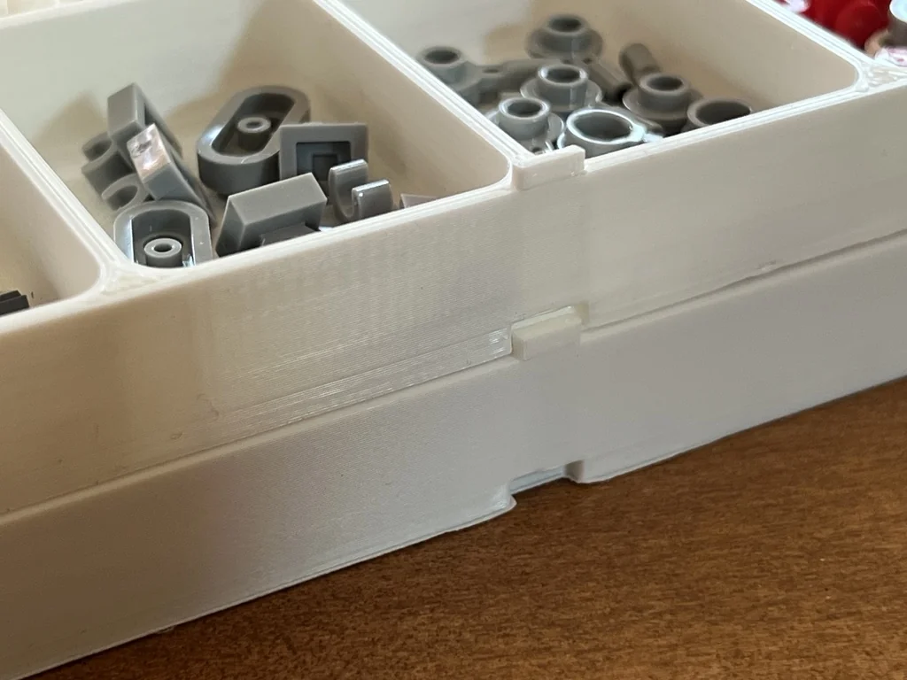 Сортировочный лоток для мелких деталей