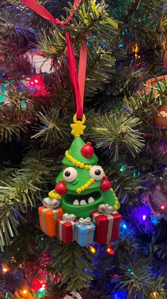 Странная рождественская елка