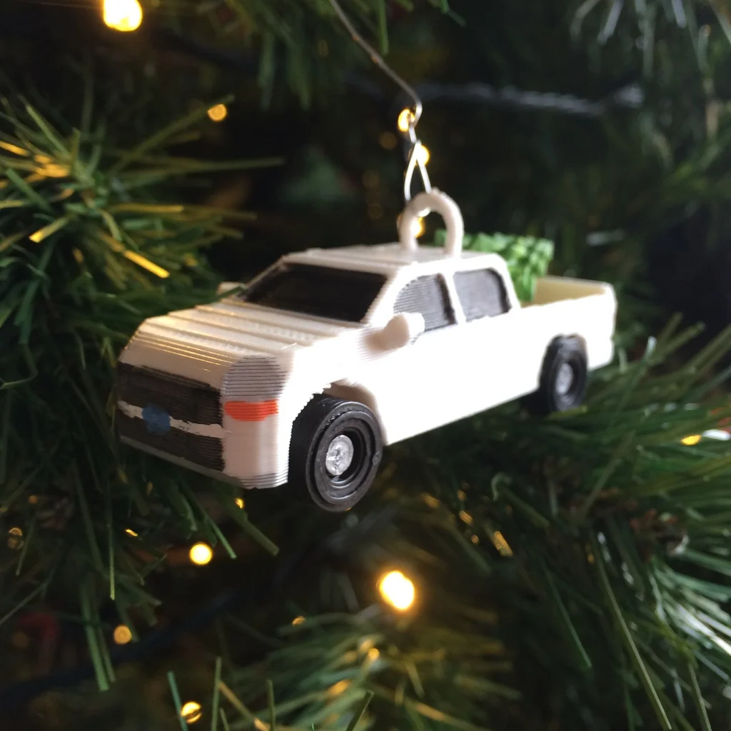 Ёлка на грузовике - 3D модель