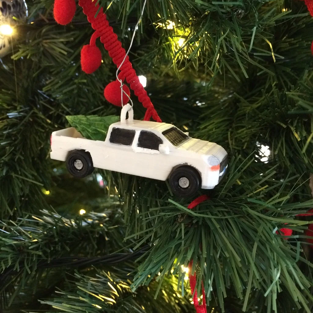 Ёлка на грузовике - 3D модель