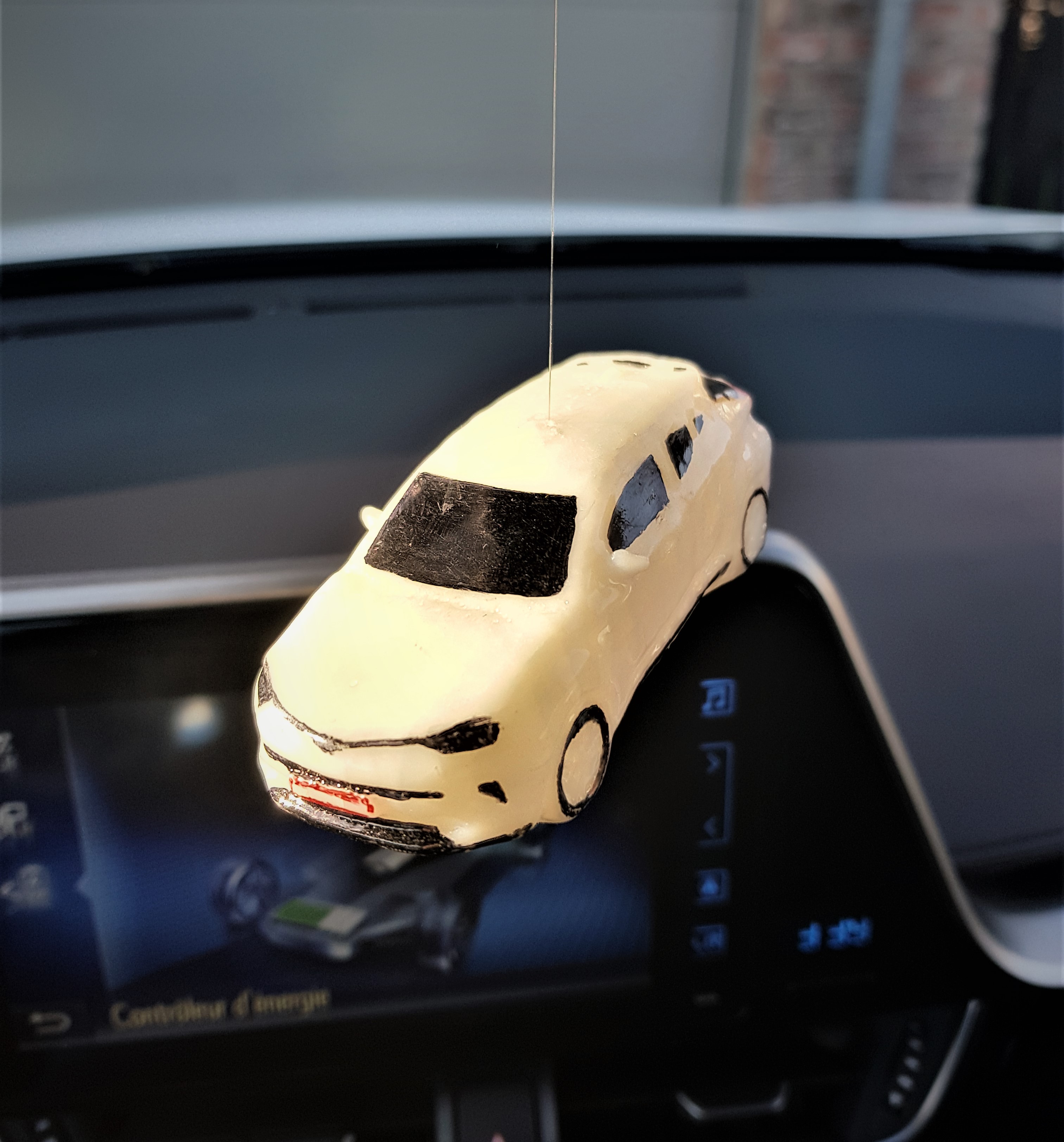 Миниатюра Toyota CHR