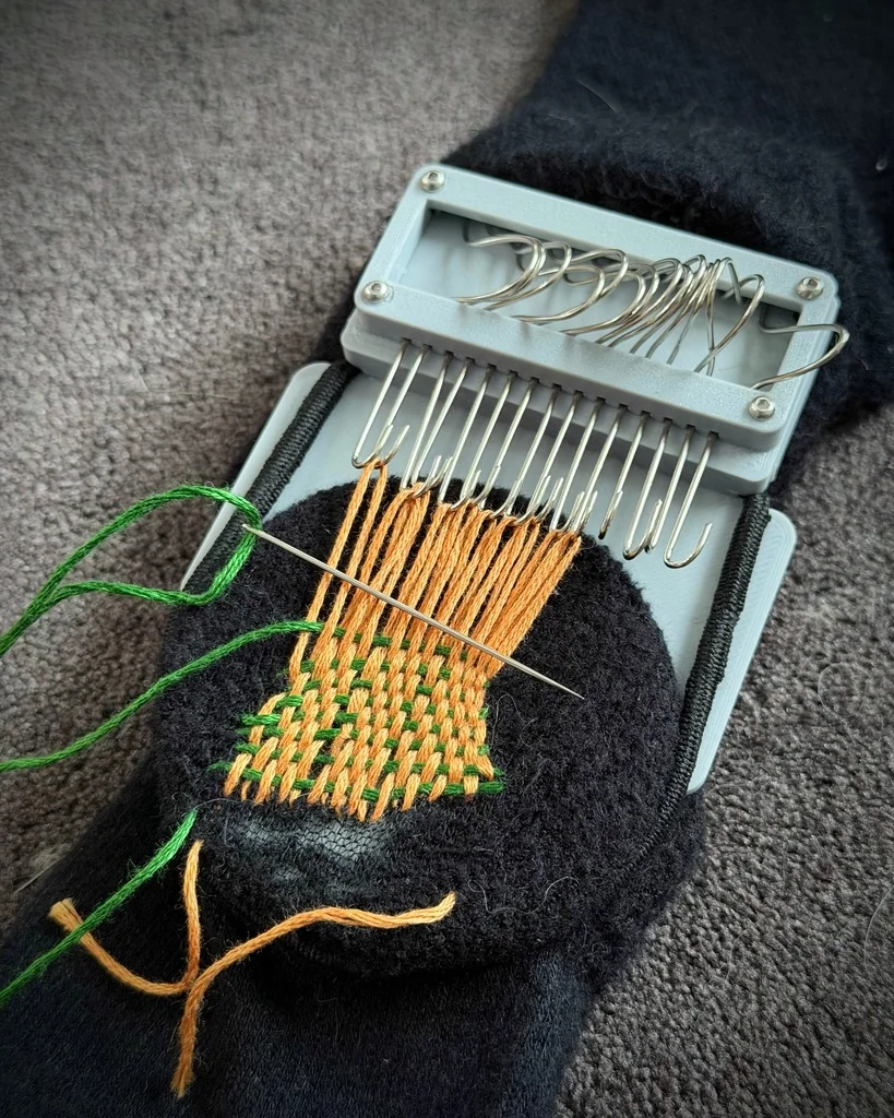 Ременное ткацкое устройство с 15 крючками