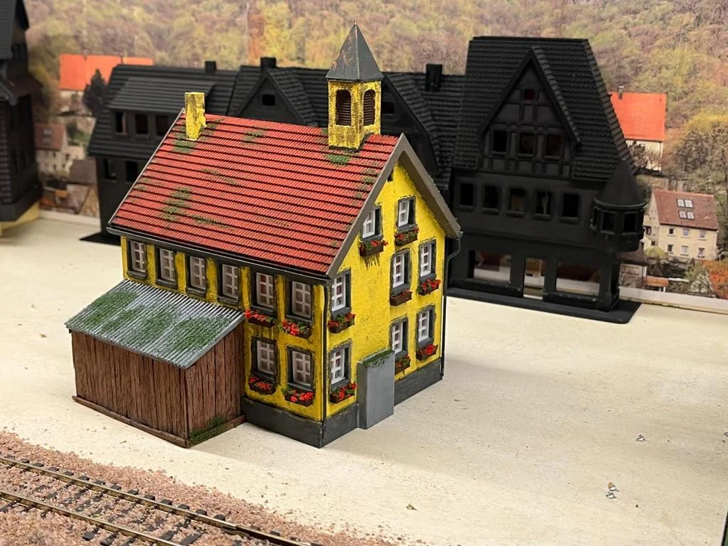 Старинная ратуша в масштабе 1:87