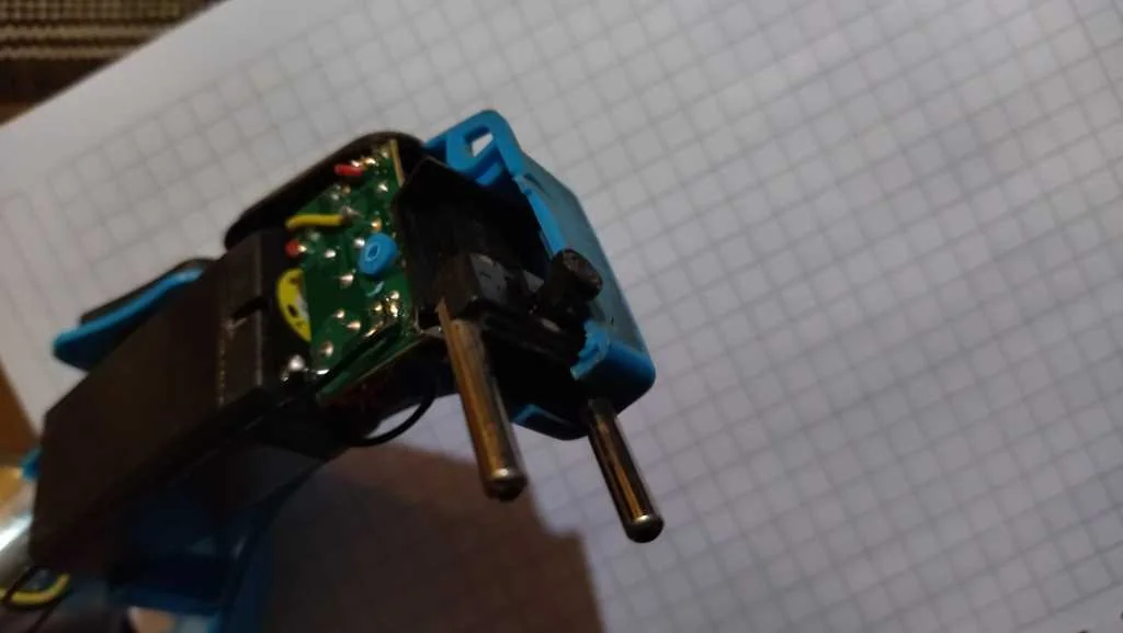 Держатель TP4056 для фонарей